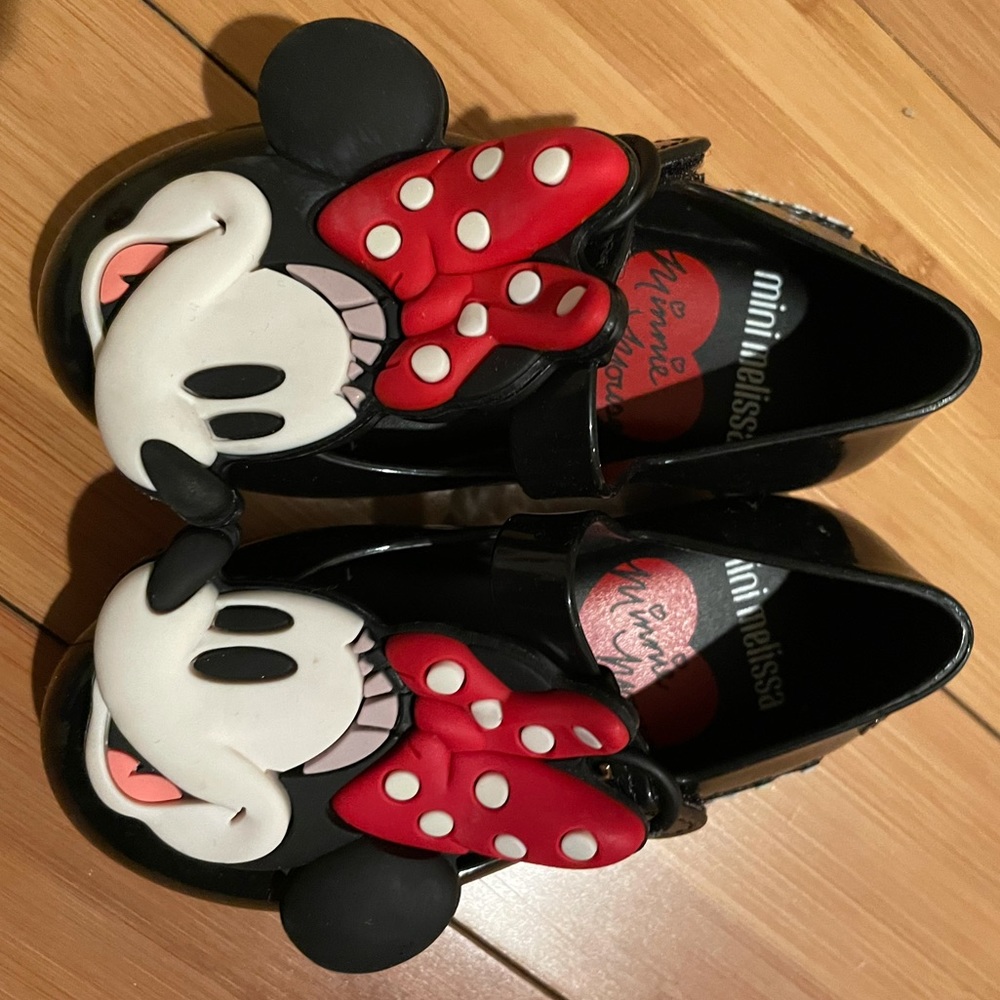 Mini Melissa Disney size 7